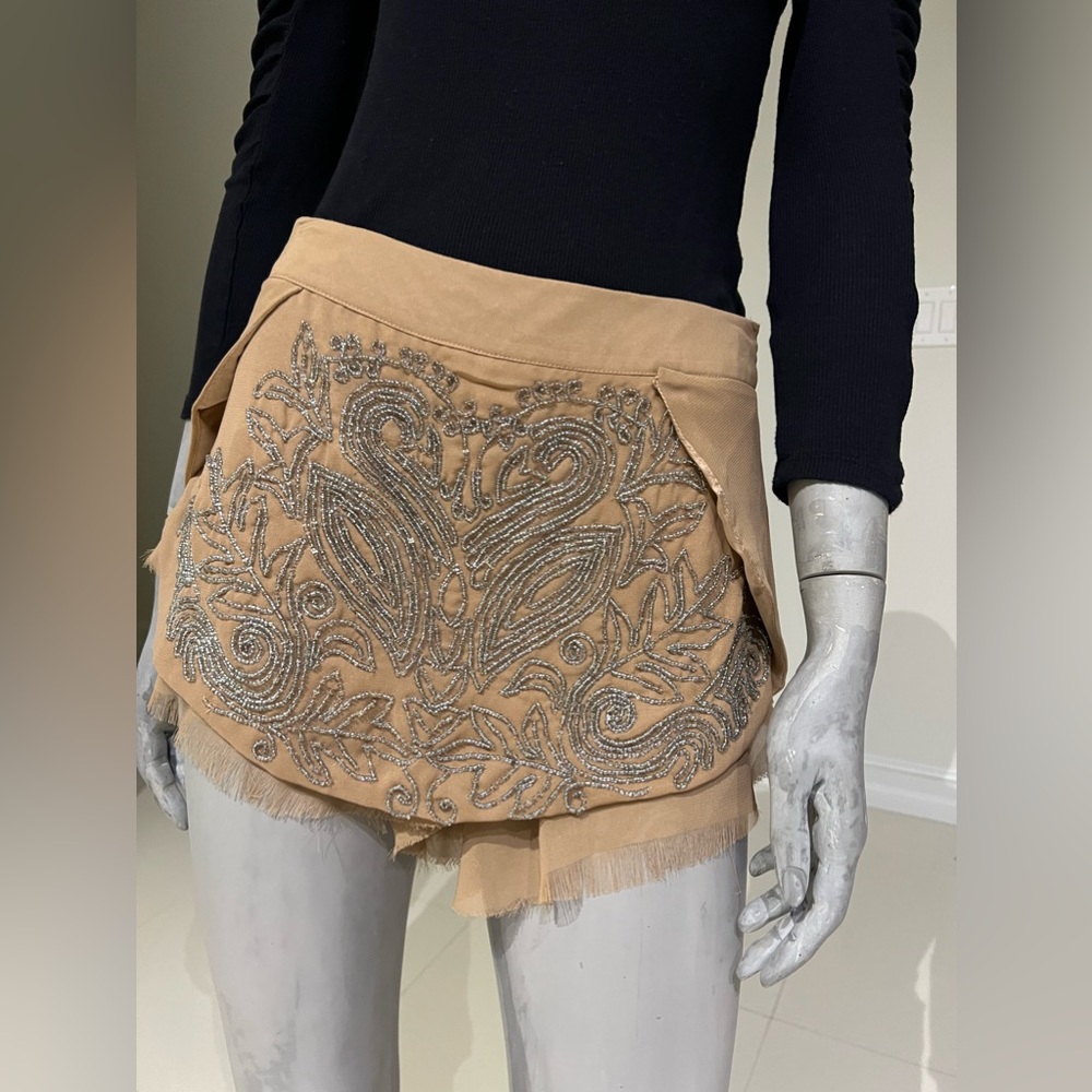Free People beaded Skort in Nude size small $180